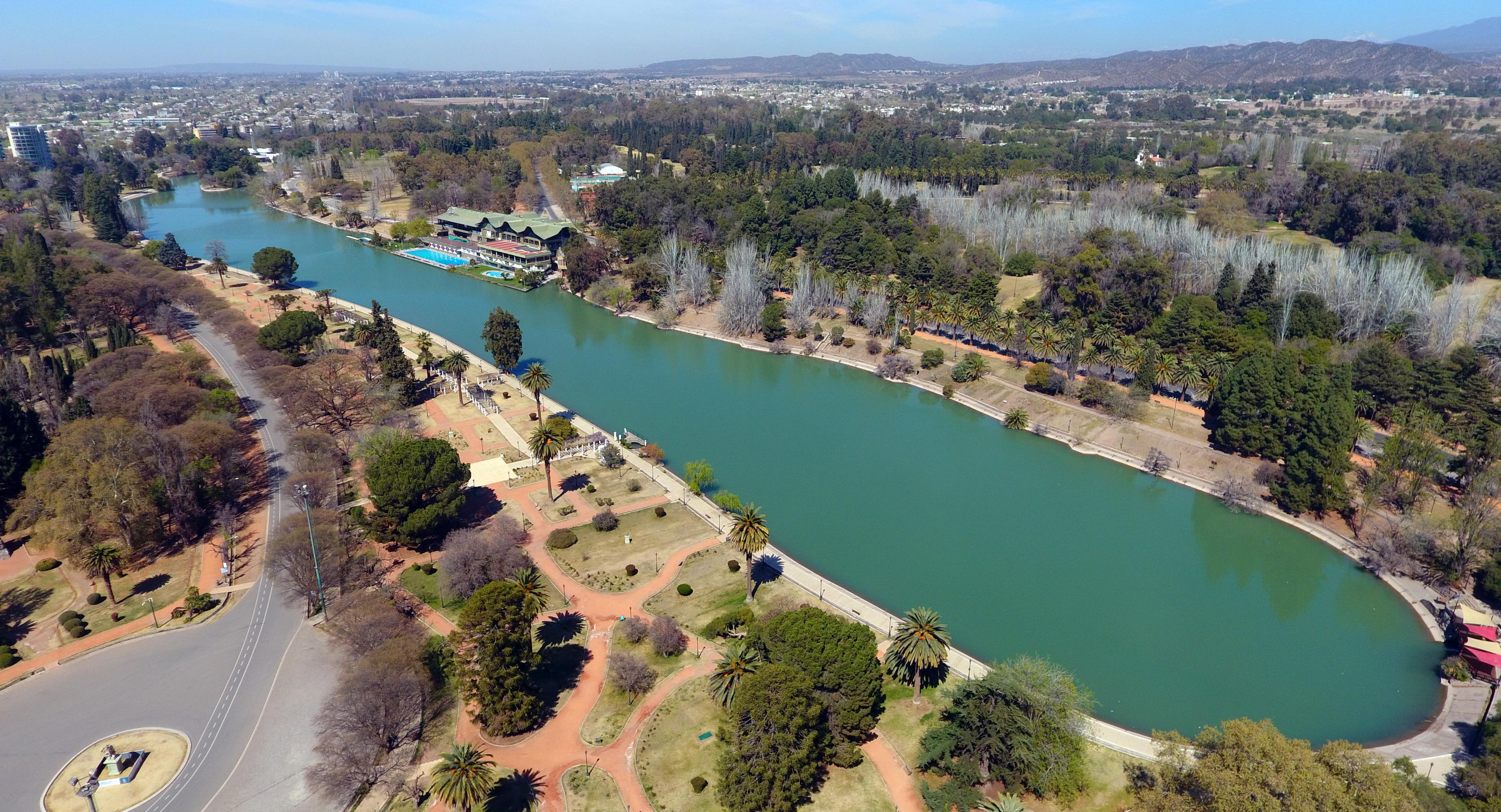 City Tour City of Mendoza, the desert turned into an oasis - Mendoza ...